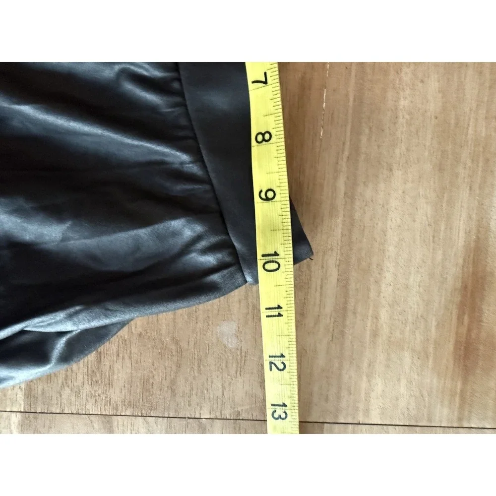 ZARA Kids Black Faux Leather‎ Skater Pleated Mini Skirt – Girls Size 10 (140 cm)
